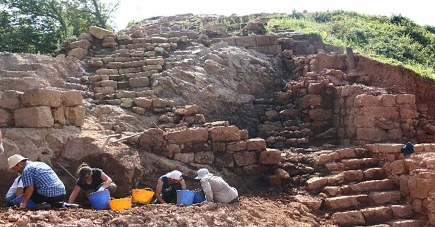 2300 yıllık kaleye 1 milyon ziyaretçi