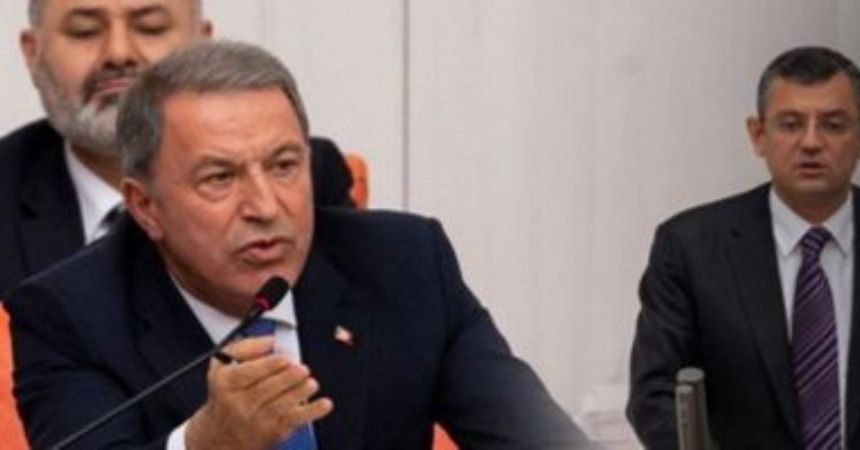 Özel-Akar restleşmesinde yeni perde Özel-Akar restleşmesinde yeni perde