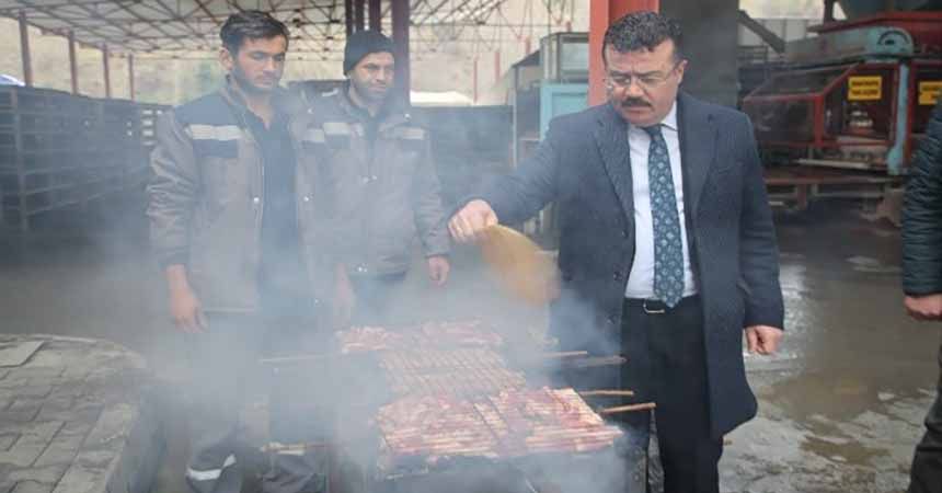 Taşçı'dan personele mangal partisi