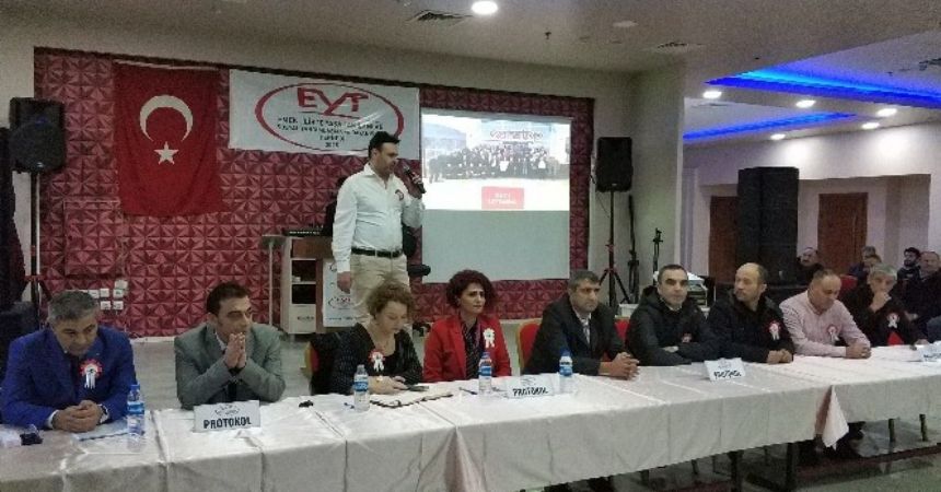Yaşa takılanlar haklarını istiyor
