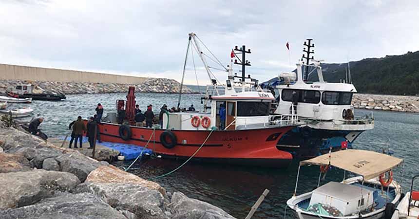 Sinop'ta balıkçı teknesi battı: 1 ölü, 1 kayıp