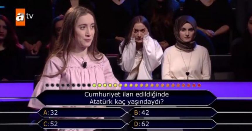 Atatürk sorusuna iki joker birden istedi! Atatürk sorusuna iki joker birden istedi!