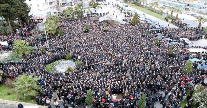 Bahçeli'ye rağmen binler uğurladı