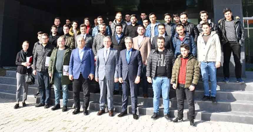 Üniversiteli gençler Samsun Lojistik Merkezinde Üniversiteli gençler Samsun Lojistik Merkezinde