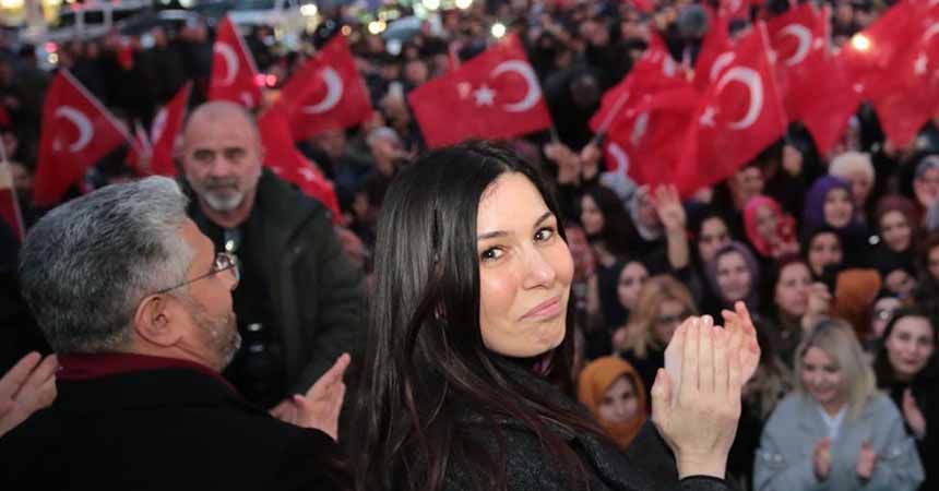 Karaaslan'dan büyük buluşmaya davet Karaaslan'dan büyük buluşmaya davet