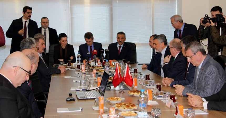 Kenevirden sonra 'tıbbi alet' hamlesi Kenevirden sonra 'tıbbi alet' hamlesi