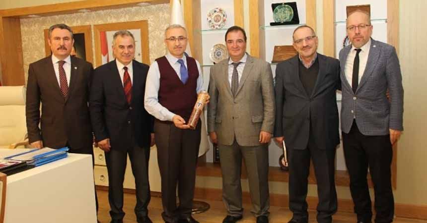 Çay sektörü sorunlarının çözümü için harekete geçiliyor