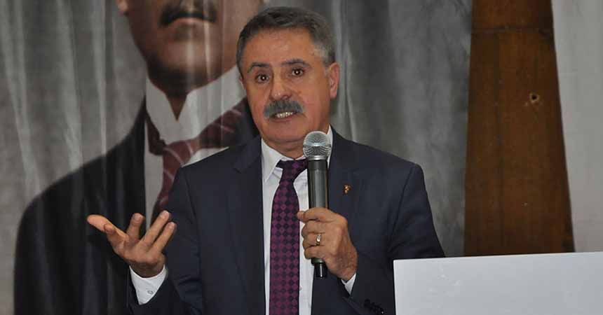 Deveci: Atakum'un geleceğini gençlerle çizeceğiz Deveci: Atakum'un geleceğini gençlerle çizeceğiz