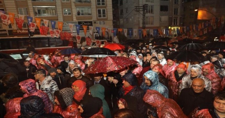 Seçim bürosu açılışına yoğun ilgi Seçim bürosu açılışına yoğun ilgi