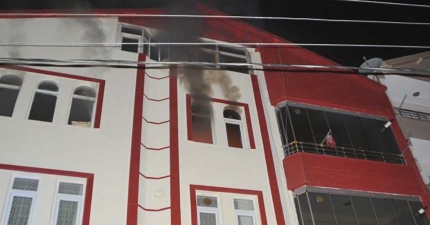 Düdüklü tencere bomba gibi patladı