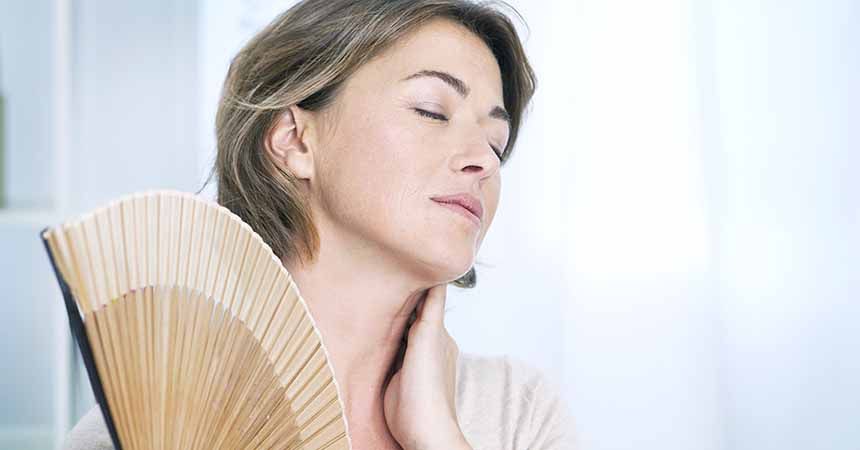 Prof. Üstün: Menopoz bir hastalık değildir Prof. Üstün: Menopoz bir hastalık değildir