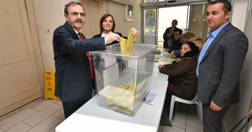 'Demokrasi kazanacak'