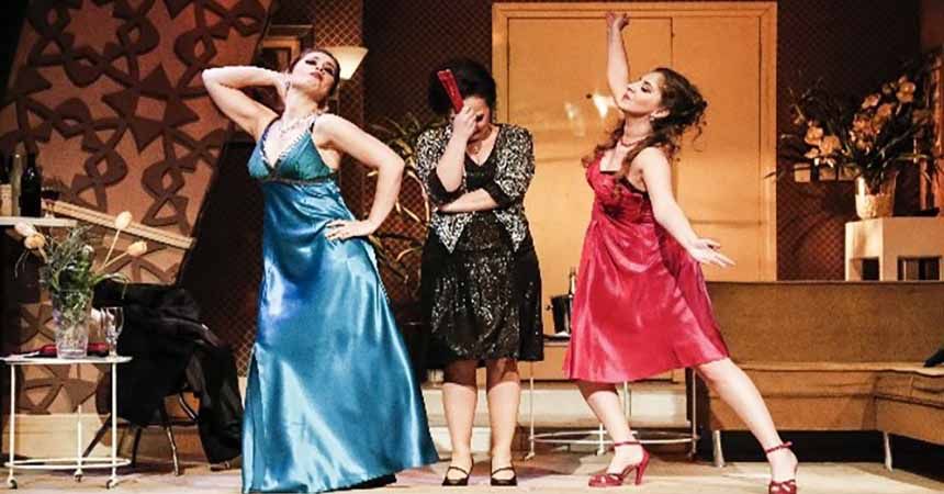 'Bir Tenor Aranıyor' sahneye çıkıyor