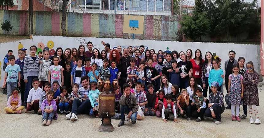 Üniversitelilerden şehide vefa Üniversitelilerden şehide vefa