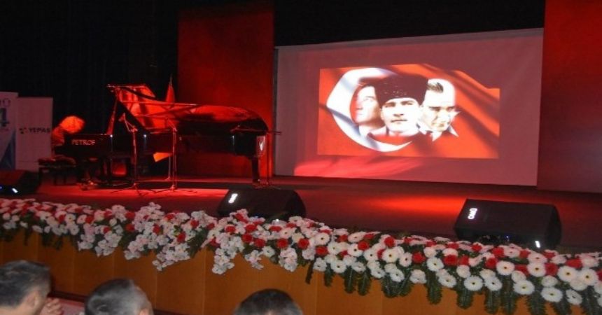 Uğurlu 100. yılda büyüledi