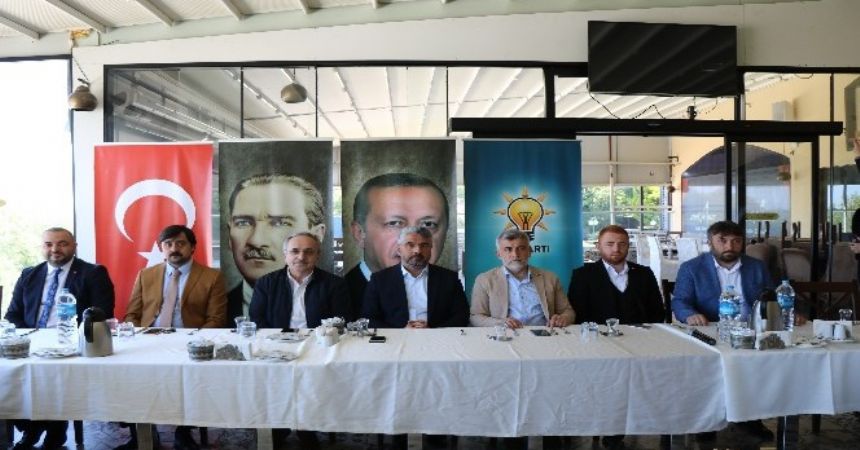 Ak Parti'de seçim değerlendirmesi