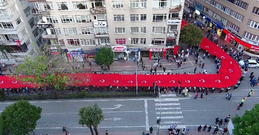 Büyük bayrak yürüyüşü Büyük bayrak yürüyüşü