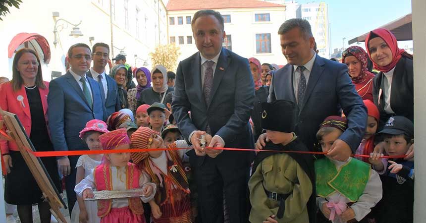 Miniklerden Bandırma Vapuru maketi Miniklerden Bandırma Vapuru maketi