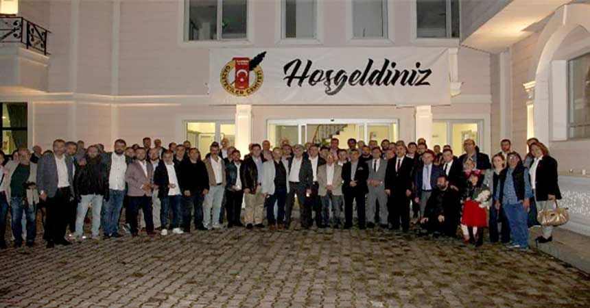 Gazeteciler iftarda bir araya geldi Gazeteciler iftarda bir araya geldi