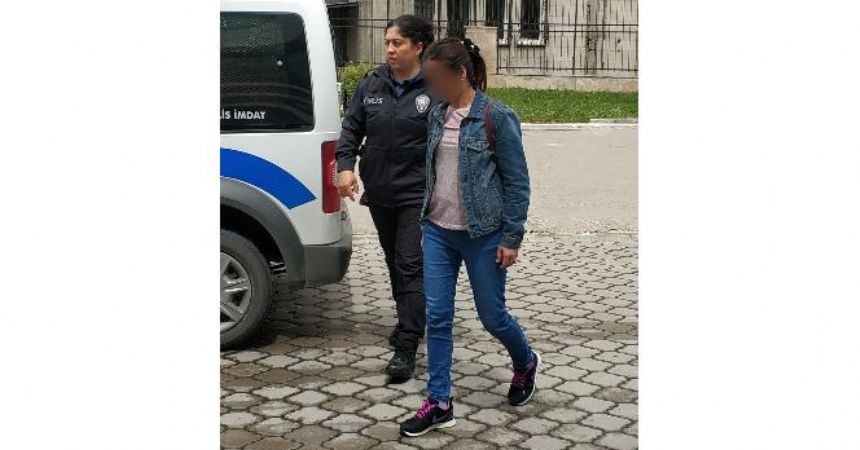 Kocasını bıçakladı sebest kaldı