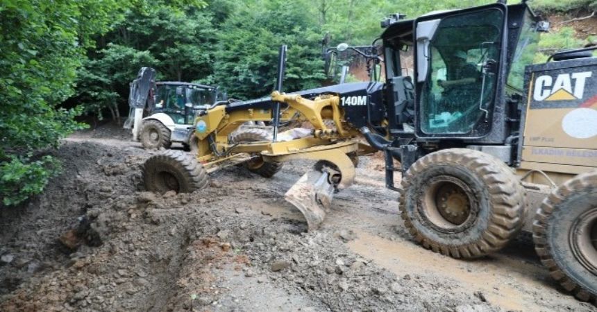 İlkadım'da heyelan oldu İlkadım'da heyelan oldu