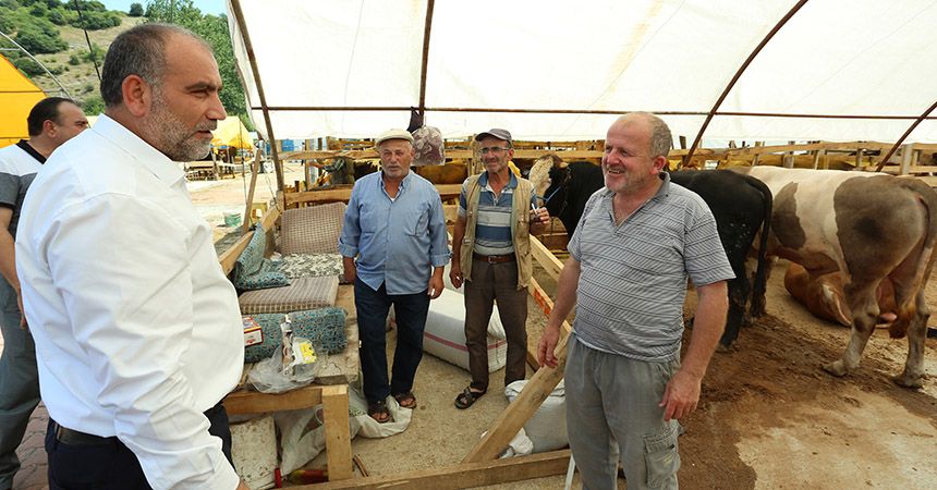 Canik'te kurban pazarı hazır Canik'te kurban pazarı hazır
