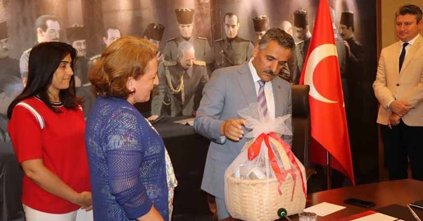 Kadınların el emekleri göz kamaştırdı