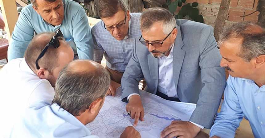 Bafra'da ortak sorun 'yol ve su' Bafra'da ortak sorun 'yol ve su'