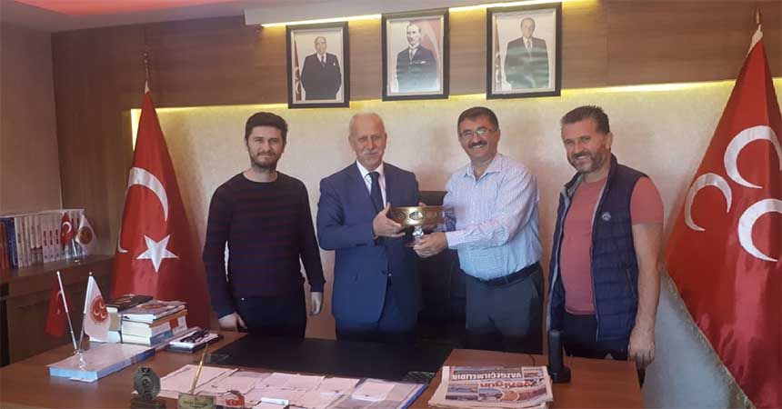Beykoz Samsunlular Derneği'nden Karapıçak'a teşekkür Beykoz Samsunlular Derneği'nden Karapıçak'a teşekkür