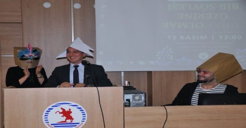 Bu da tuhaf bir söyleşi Bu da tuhaf bir söyleşi