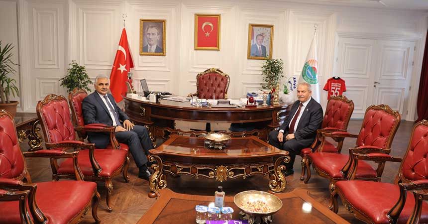 Emniyet Müdür Urhal'dan Demirtaş'a ziyaret Emniyet Müdür Urhal'dan Demirtaş'a ziyaret