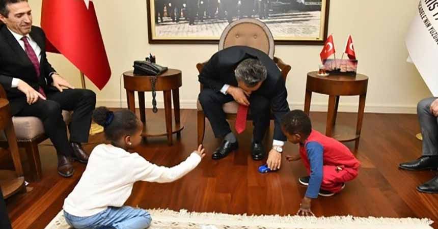 Validen alkışlanacak hareket Validen alkışlanacak hareket