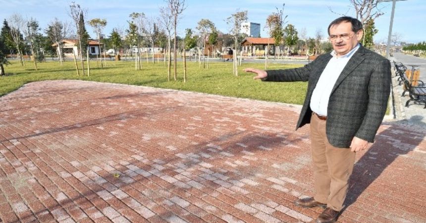 Anıtın yeri millet bahçesi Anıtın yeri millet bahçesi