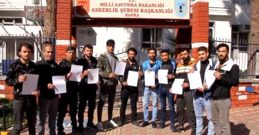 Suriyeli gençlerden askerlik başvurusu Suriyeli gençlerden askerlik başvurusu