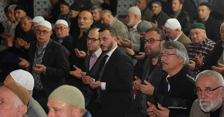 Atakum'da dualar mehmetçik için Atakum'da dualar mehmetçik için
