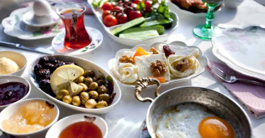 Bayramda sağlıklı beslenme önerileri Bayramda sağlıklı beslenme önerileri
