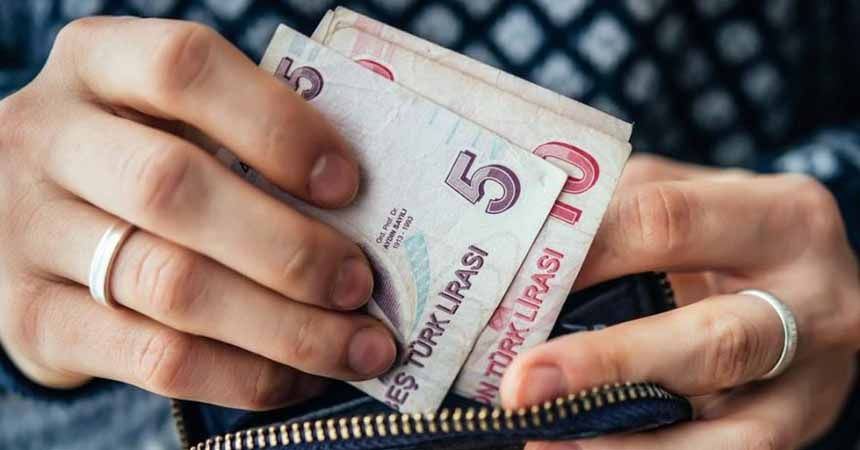 Bayram ikramiyeleri ödenmeye başlandı Bayram ikramiyeleri ödenmeye başlandı