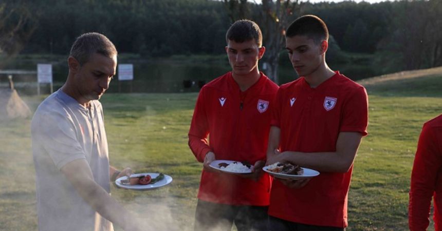 Bolu'da barbekü partisi