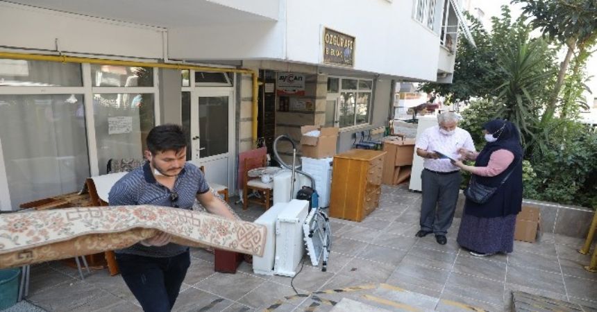 İlkadımlı hayırsever alkışlandı