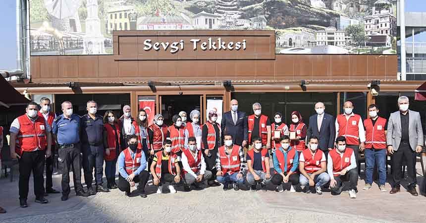 Kızılay gönüllülerine teşekkür