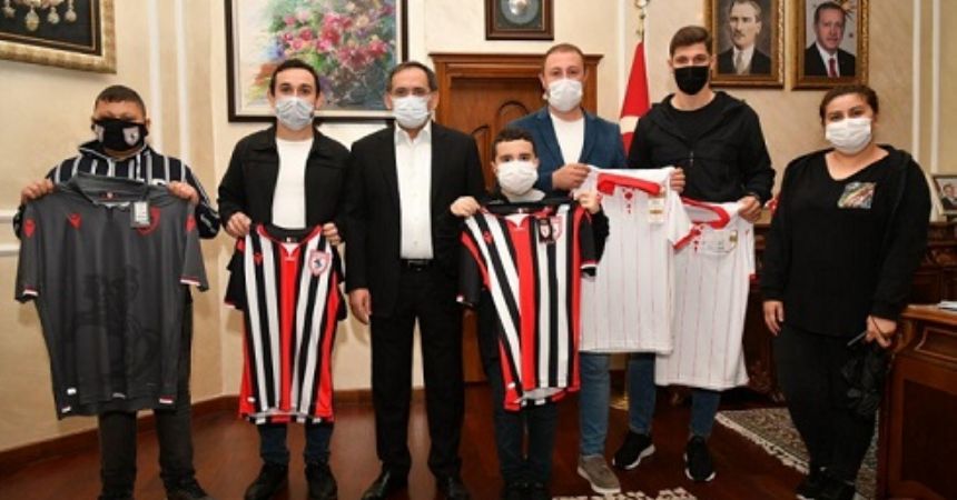 Formalar sahiplerini buldu