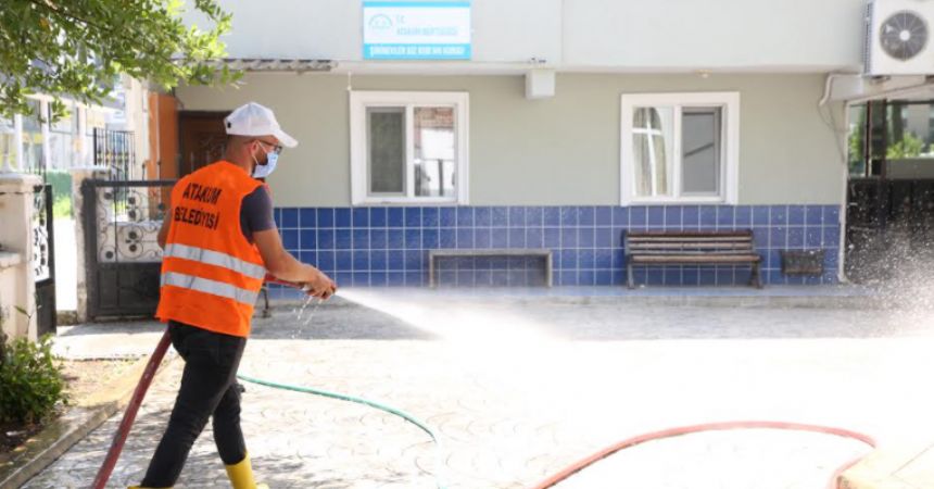 İbadethaneler bayrama hazır