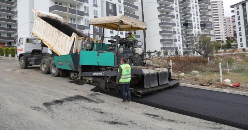 İlkadım'da asfalt atağı