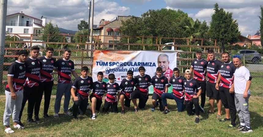 İlkadım'ın güreşçileri başarıdan başarıya koşuyor İlkadım'ın güreşçileri başarıdan başarıya koşuyor