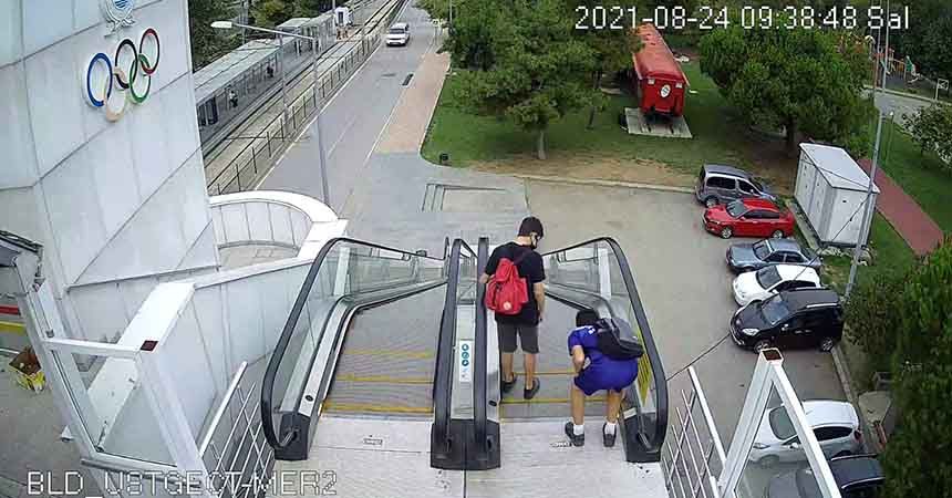 Yürüyen merdivenler bu yüzden bozulmuş! Yürüyen merdivenler bu yüzden bozulmuş!