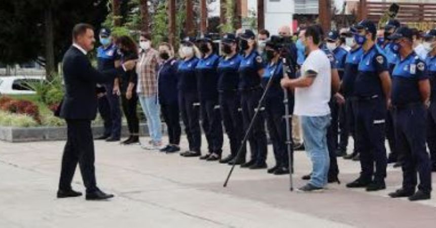 Deveci'den zabıtya kutlama