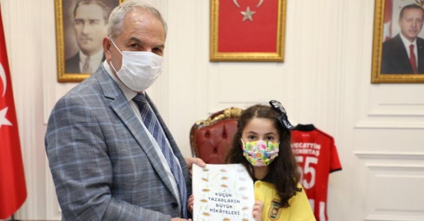 Küçük yazarlar büyük hikayeler