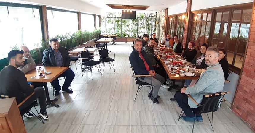 Öğrenci ve velilere Başkan Topaloğlu'ndan yakın ilgi