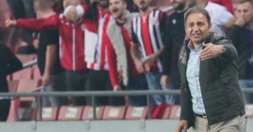 Çapa'dan iskelet kadro vurgusu Çapa'dan iskelet kadro vurgusu