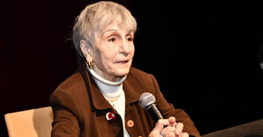 Torunu Mehmet Akif'i anlattı